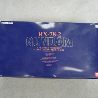 バンダイ(BANDAI)のバンダイRX-78-2ガンダム　パーフェクトグレード(プラモデル)
