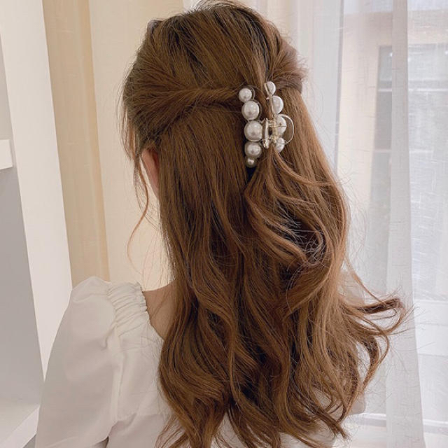 eimy istoire(エイミーイストワール)のえみちゃんさま専用ページ♡ レディースのヘアアクセサリー(バレッタ/ヘアクリップ)の商品写真