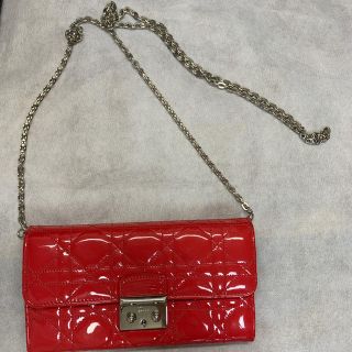 クリスチャンディオール(Christian Dior)のクリスチャン　ディオール　エナメル（レザー） 長財布　赤財布(財布)