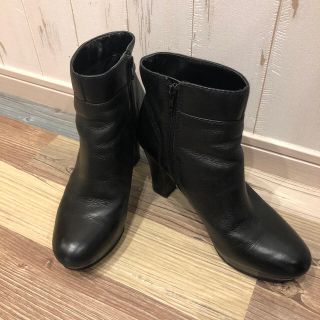 ナインウエスト(NINE WEST)のナインウエスト　本革　ショートブーツ　(ブーツ)