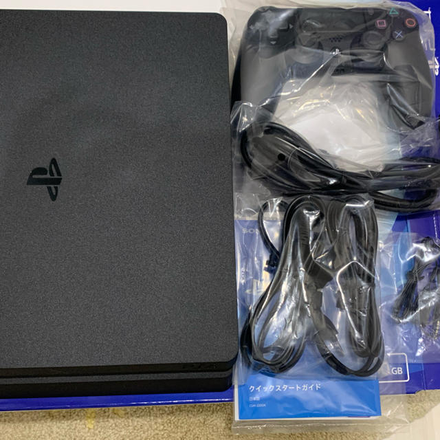 PlayStation4(プレイステーション4)の中古品　SONY PlayStation4 本体 CUH-2200AB01 エンタメ/ホビーのゲームソフト/ゲーム機本体(家庭用ゲーム機本体)の商品写真