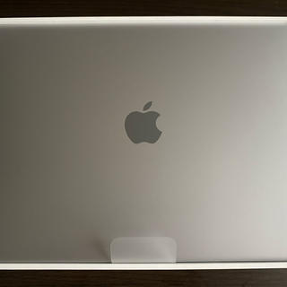 マック(Mac (Apple))のMacBook Air2020 13インチ　スペースグレイ(ノートPC)