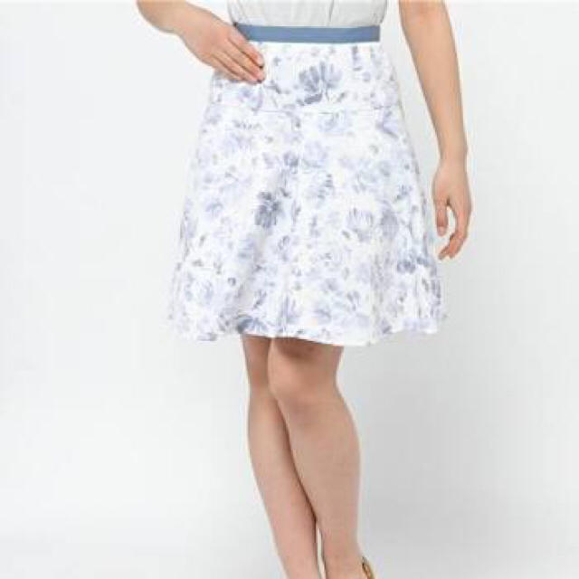 Apuweiser-riche(アプワイザーリッシェ)のアプ プリムラフレアスカート レディースのスカート(ひざ丈スカート)の商品写真