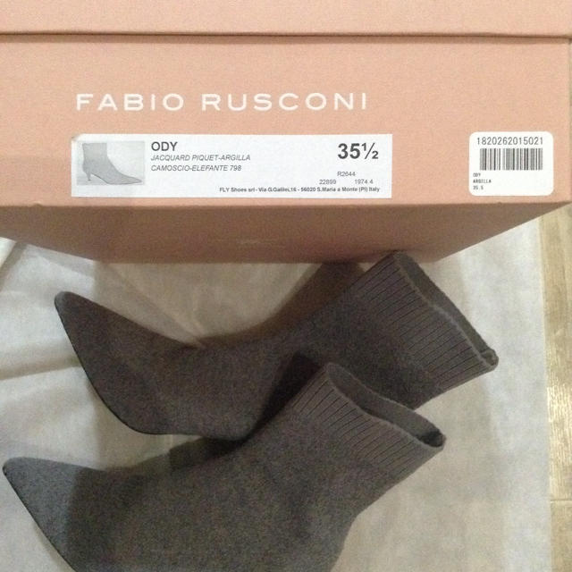 FABIO RUSCONI(ファビオルスコーニ)の【美品】ファビオルスコーニ ソックスブーツ レディースの靴/シューズ(ブーツ)の商品写真