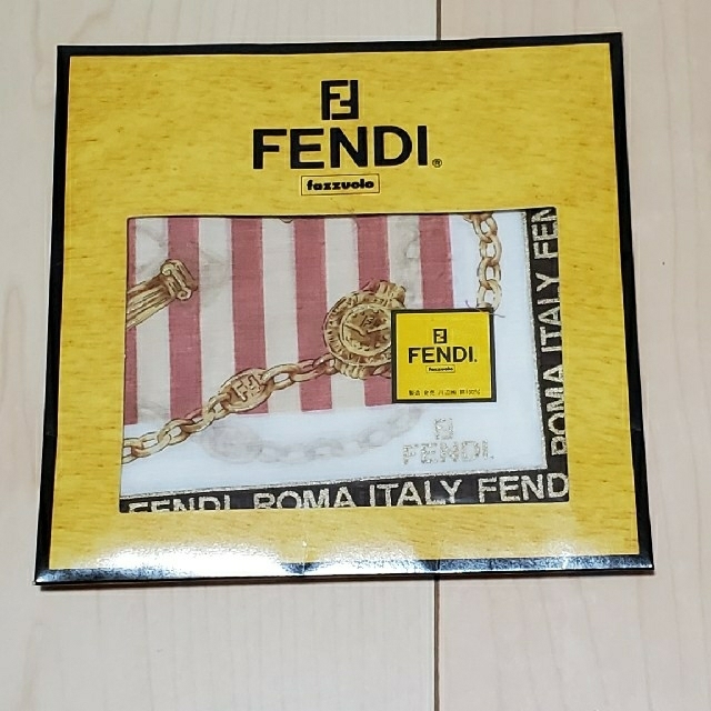 FENDI(フェンディ)のハンカチ　FENDI レディースのファッション小物(ハンカチ)の商品写真