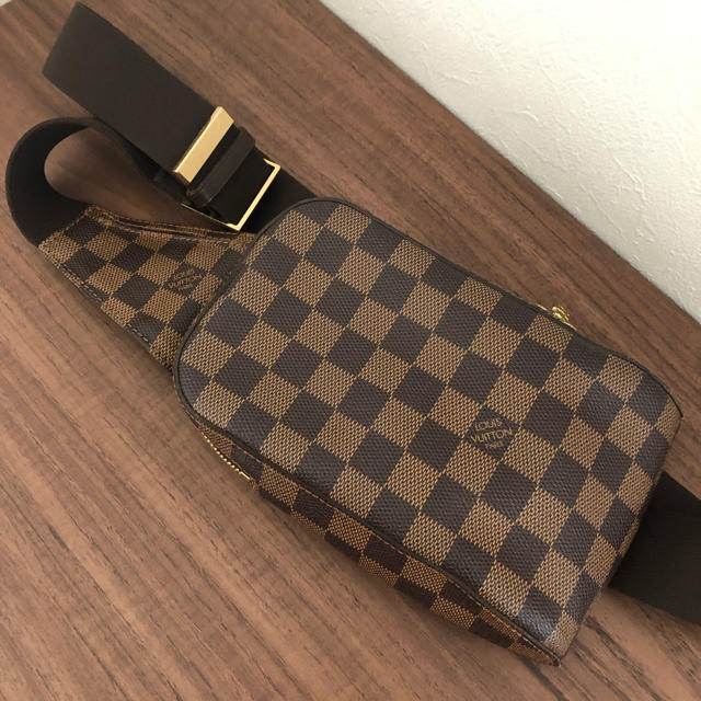 正規品　美品　louisvuitton ヴィトン　ジェロニモス ボディバッグ