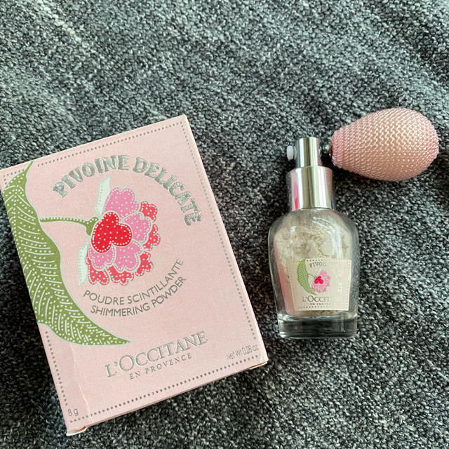 L'OCCITANE 【未使用】ロクシタン☆ デリケートピオニー シマーリングパウダーの通販 by ab-san's shop｜ロクシタンならラクマ