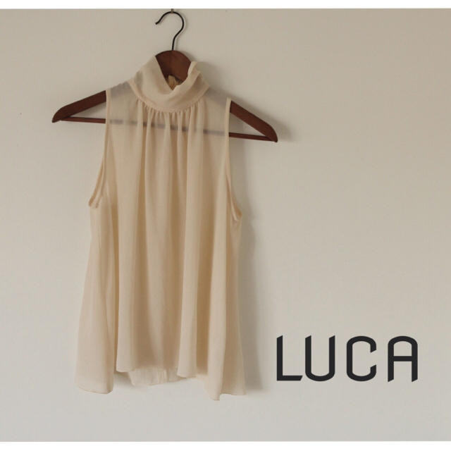 LUCA(ルカ)の専用♡ホルターネックブラウス レディースのトップス(シャツ/ブラウス(半袖/袖なし))の商品写真
