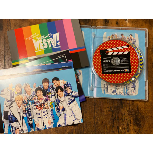 ジャニーズWEST(ジャニーズウエスト)のジャニーズWEST　LIVE　TOUR　2019　WESTV！（初回仕様） Bl エンタメ/ホビーのDVD/ブルーレイ(ミュージック)の商品写真