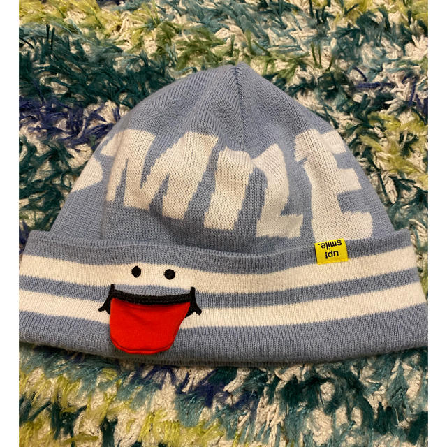 UPSTART(アップスタート)のアップスマイル　ニット帽 メンズの帽子(ニット帽/ビーニー)の商品写真
