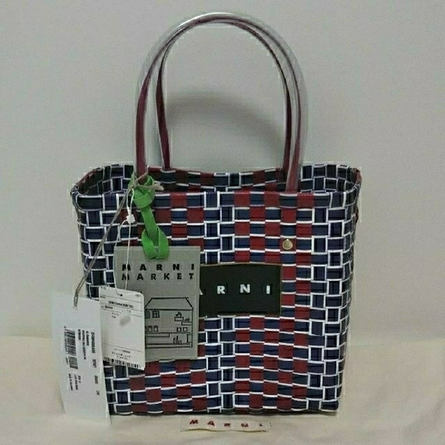 Marni(マルニ)のティム様専用 マルニフラワーカフェ ピクニックバッグ  ウルトラマリン レディースのバッグ(かごバッグ/ストローバッグ)の商品写真