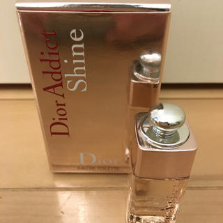 クリスチャンディオール(Christian Dior)のディオール　アディクトシャイン　香水(香水(女性用))