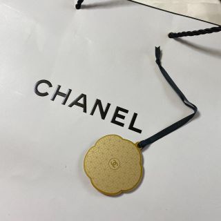 シャネル(CHANEL)のchanel  カメリア型　ゴールドチャーム　ラスト1個(チャーム)