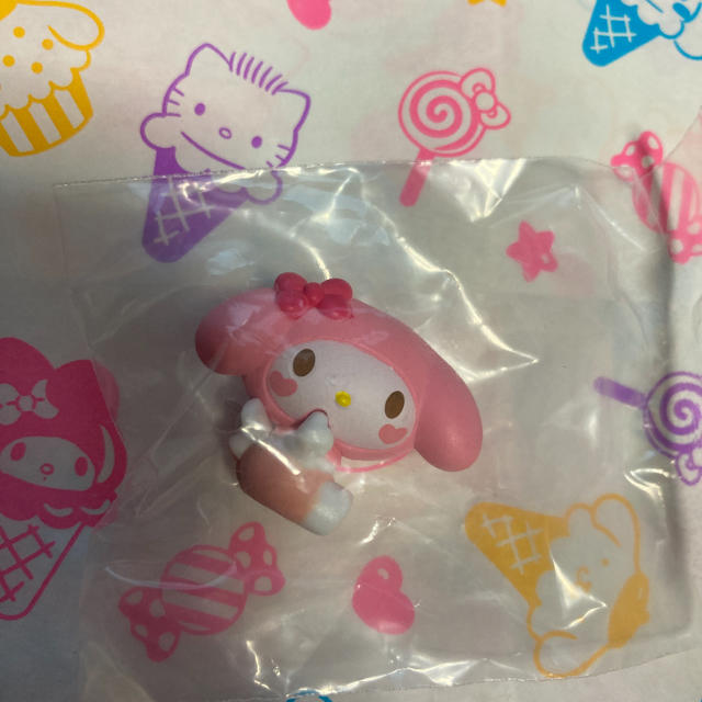 マイメロディ(マイメロディ)のケーブルアクセサリー ハグコット サンリオキャラクターズ5 マイメロディ エンタメ/ホビーのおもちゃ/ぬいぐるみ(キャラクターグッズ)の商品写真