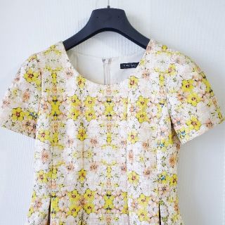 シンシアローリー(Cynthia Rowley)の新品　シンシアローリー　花柄ワンピース(ひざ丈ワンピース)