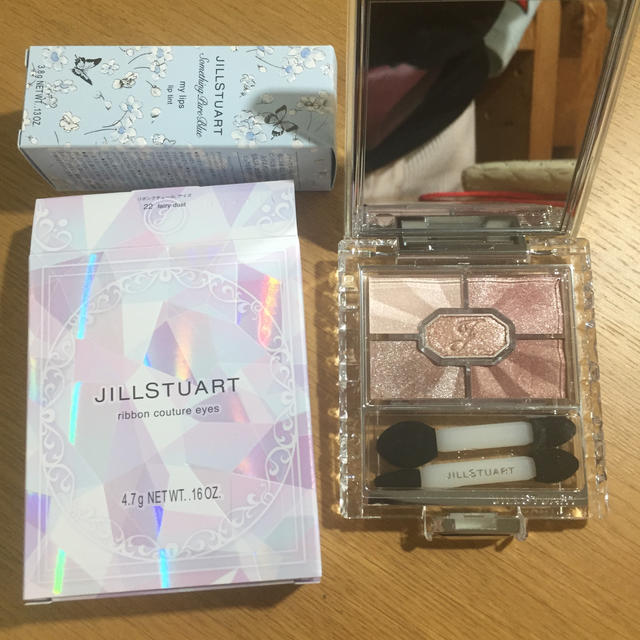 JILLSTUART(ジルスチュアート)のJILLSTUART アイシャドウ リップクリーム セット✌️ コスメ/美容のベースメイク/化粧品(アイシャドウ)の商品写真