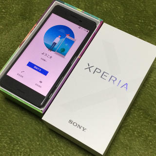 ソニー(SONY)のSONY Xperia X Dual F5122 graphite black(スマートフォン本体)