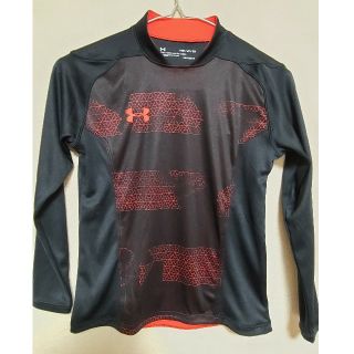 アンダーアーマー(UNDER ARMOUR)の鬼勝3563様専用！アンダーアーマー ロングTシャツ 新品 125～135cm(Tシャツ/カットソー)