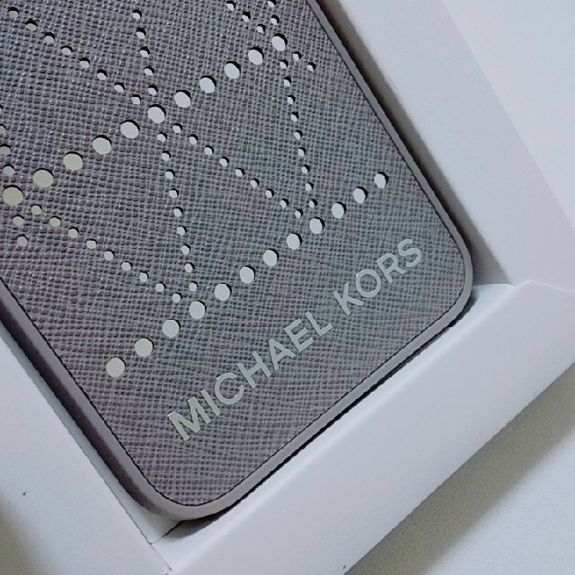 新品 MICHAEL KORS マイケルコース iPhoneケース グレー 2