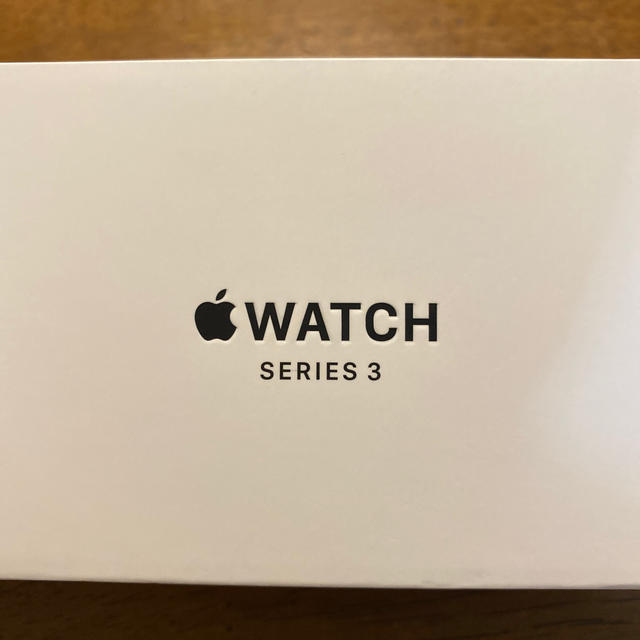 Apple Watch(アップルウォッチ)の[送料無料！] Apple Watch series 3 シルバー　38mm  メンズの時計(腕時計(デジタル))の商品写真