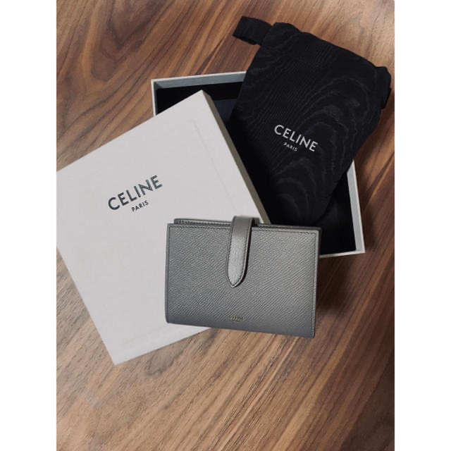 売れ筋アイテムラン celine セリーヌ メディアム ストラップ