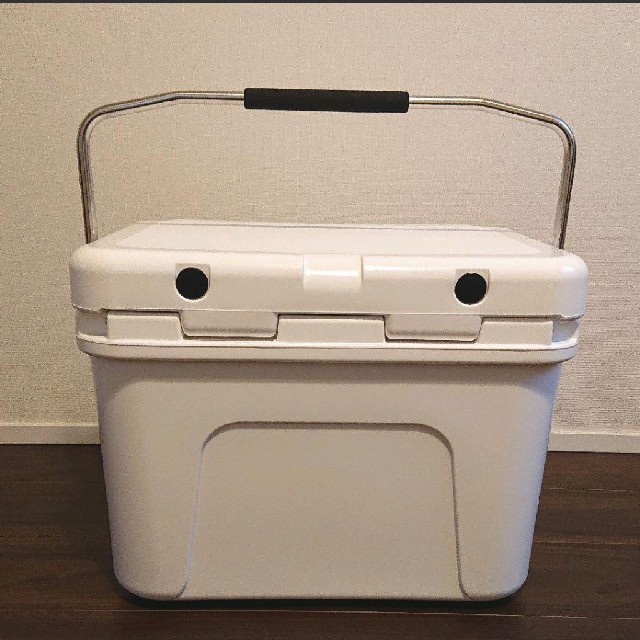 YETI ROADIE ローディ 20 クーラーボックス YETI ROADIE ローディ 20 クーラーボックス