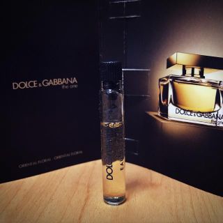 ドルチェアンドガッバーナ(DOLCE&GABBANA)のDOLCE&GABBANA the one 1.5ml(香水(女性用))
