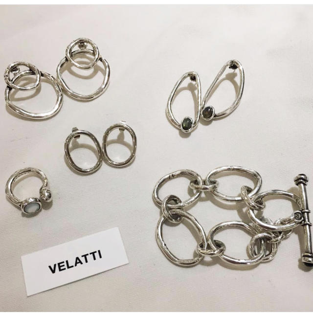 VELATTI⭐️トリプルピアス新品未使用