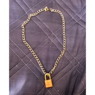 ルイヴィトン(LOUIS VUITTON)のルイヴィトン　南京錠　ネックレス(ネックレス)