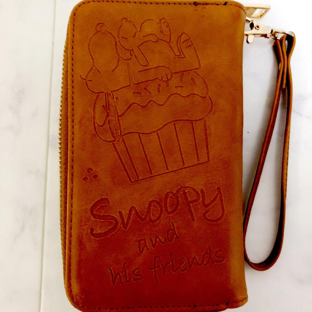 SNOOPY(スヌーピー)のiPhone8 iPhone7 ケース　スヌーピー　手帳型　ウォレット付き！ スマホ/家電/カメラのスマホアクセサリー(iPhoneケース)の商品写真