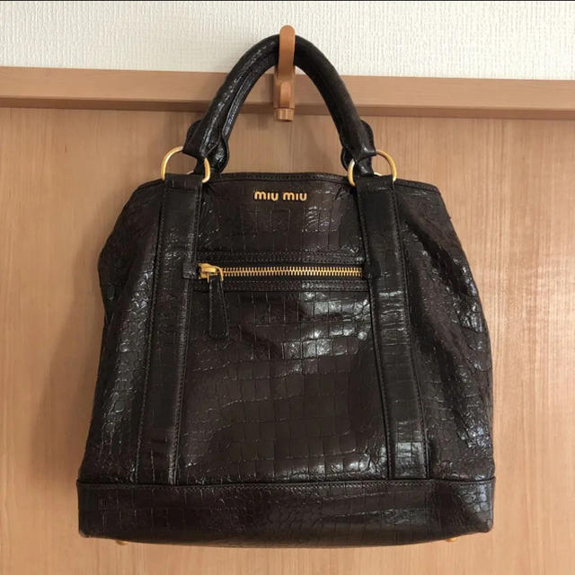 miumiu 2wayトートバッグ