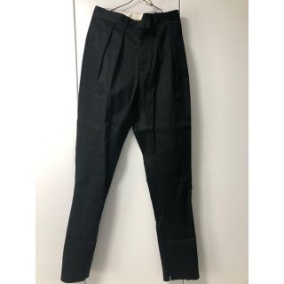 コモリ(COMOLI)のNEAT Cotton Pique Tapered Pants(スラックス)