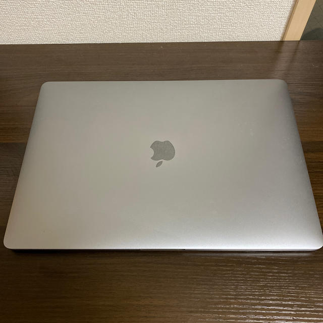 MacBook Pro 2017 Corei7 2.9Ghz 16GB