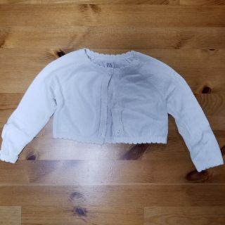 ベビーギャップ(babyGAP)のベビーGAP　ショートカーディガン　白　80cm(カーディガン/ボレロ)