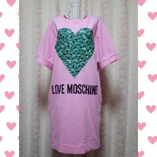 モスキーノ(MOSCHINO)のLOVE MOSCHINO モスキーノ スウェットワンピース オーバーサイズ(ひざ丈ワンピース)