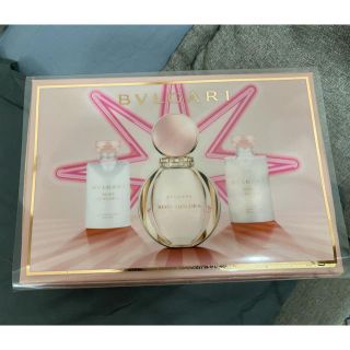 ブルガリ(BVLGARI)の新品！BVLGARI 香水 ROSE GOLDEA(香水(女性用))