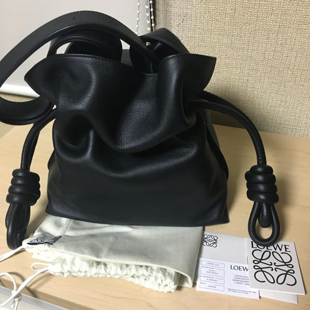 LOEWE(ロエベ)のきよぴ〜様　フラメンコ　ノット　バッグ レディースのバッグ(ショルダーバッグ)の商品写真