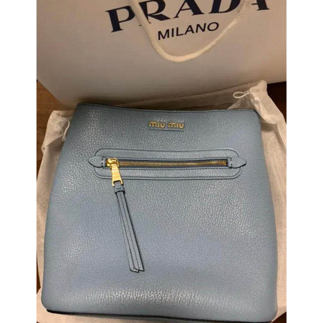 miumiu レザーショルダーバッグ水色 新品未使用 レディース バッグ www