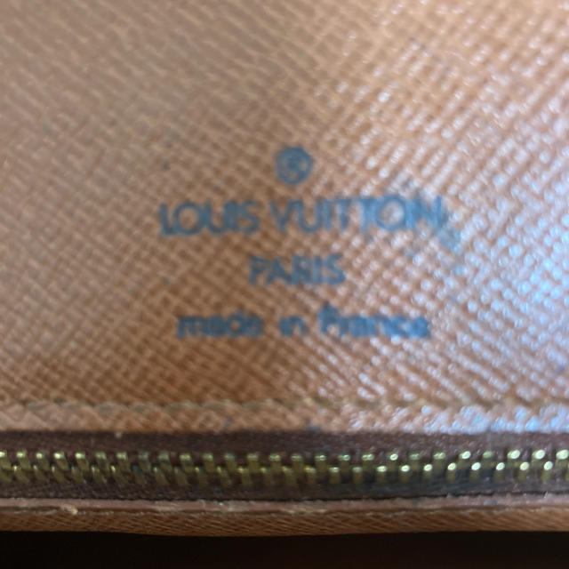 LOUIS VUITTON(ルイヴィトン)のVUITTON 本物　美品 メンズのバッグ(セカンドバッグ/クラッチバッグ)の商品写真