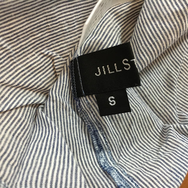 JILLSTUART(ジルスチュアート)のジルスチュアート  JILLSTUART ブラウス　カットソー  Sサイズ レディースのトップス(カットソー(半袖/袖なし))の商品写真