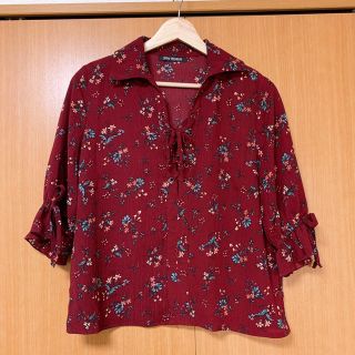 スプレイ(SpRay)のSpRay花柄シャツ　レディース(シャツ/ブラウス(長袖/七分))