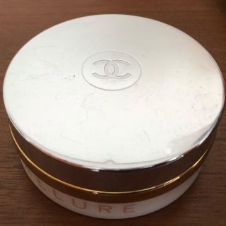 シャネル(CHANEL)の笑笑様専用です‼︎ シャネル　アリュール　ボディパウダー(ボディパウダー)