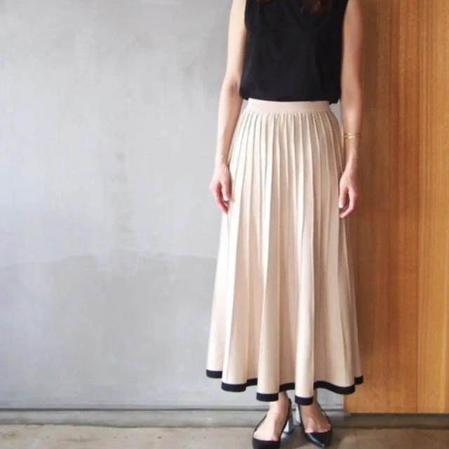 値下げGREED Limited Pleated Skirt