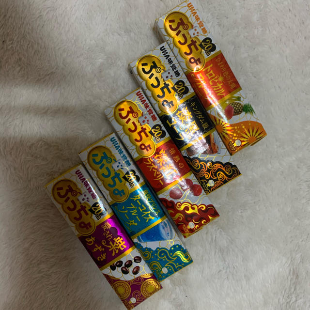 6300円　キンプリ　ぷっちょ　UHA味覚糖　上質で快適