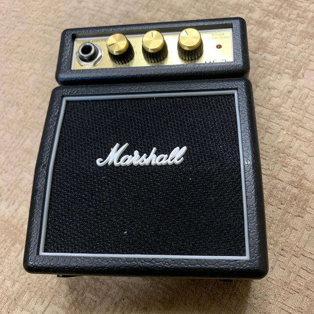 【早い者勝ち！】Marshall マーシャル　ミニアンプ　中古品 楽器のギター(ギターアンプ)の商品写真