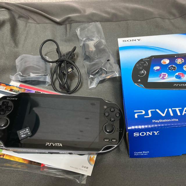 PS vita 本体 PCH-1100AB01 16GBメモカ付き