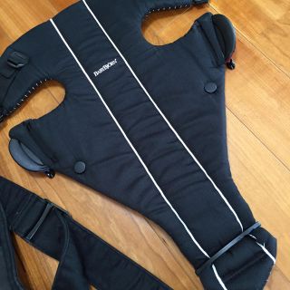 ベビービョルン(BABYBJORN)のベビービョルン 抱っこ紐 ウォームカバーおまけ付き(抱っこひも/おんぶひも)