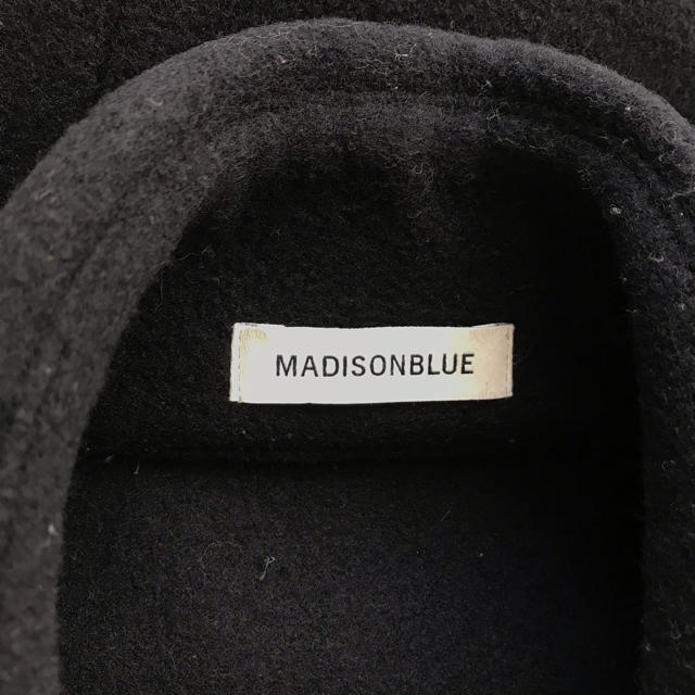 MADISONBLUE(マディソンブルー)のマディソンブルー  ビッグPケープコート　 レディースのジャケット/アウター(ポンチョ)の商品写真