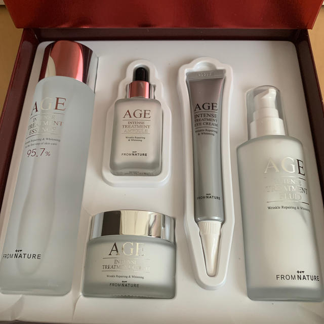 SK-II(エスケーツー)のフロムネイチャー AGE 5点セット コスメ/美容のスキンケア/基礎化粧品(化粧水/ローション)の商品写真