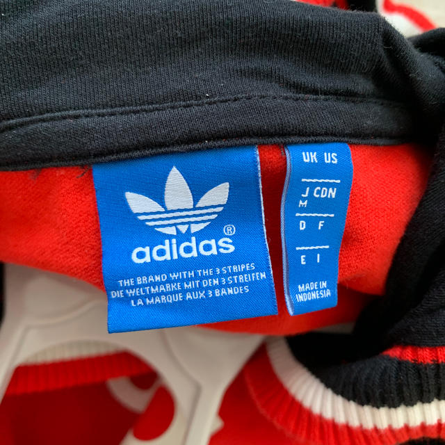 adidas(アディダス)の専用　adidas パーカー　 レディースのトップス(パーカー)の商品写真